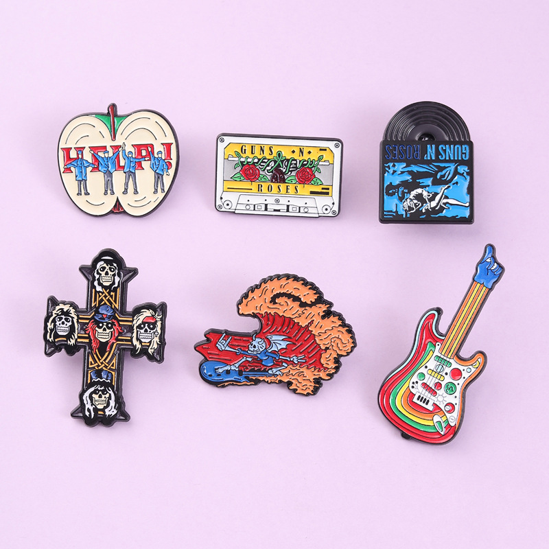 Musical Instruments Cartoon - Pins de Esmalte Personalizados com Desenho
