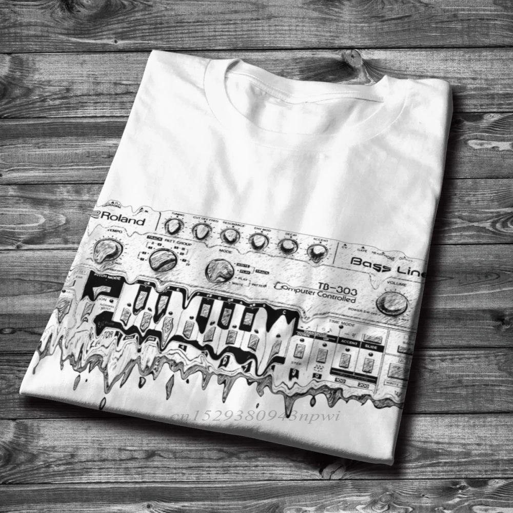 Sintetizador Roland T-shirt pa - Musical Instrument Synthesizer avaliação e preço